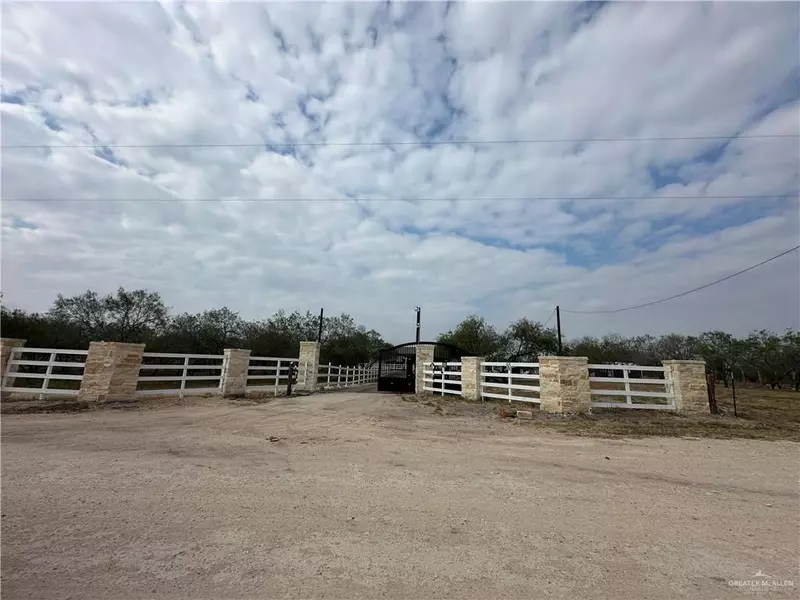 2325 E Hwy 285 #Track 12, Falfurrias, TX 78355