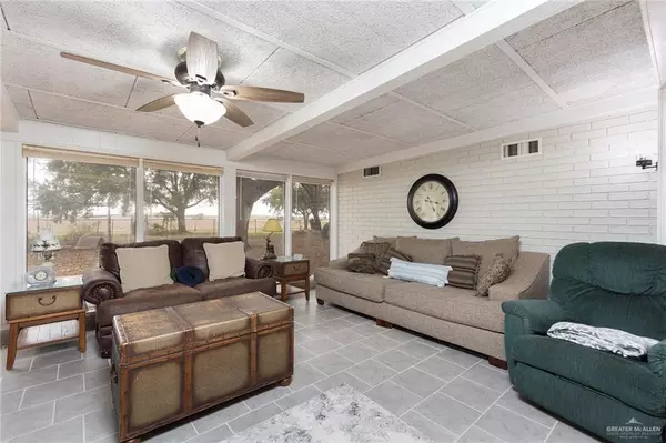 Mercedes, TX 78570,12274 Mile 2 E