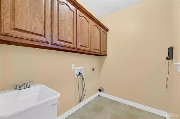 Edinburg, TX 78539,3218 Lerma DR