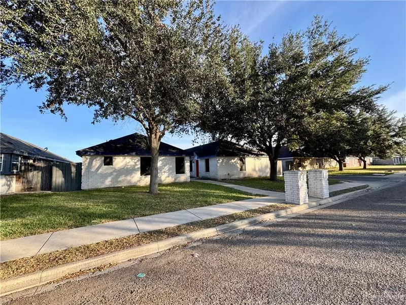 2208 Dahlia ST, Pharr, TX 78577