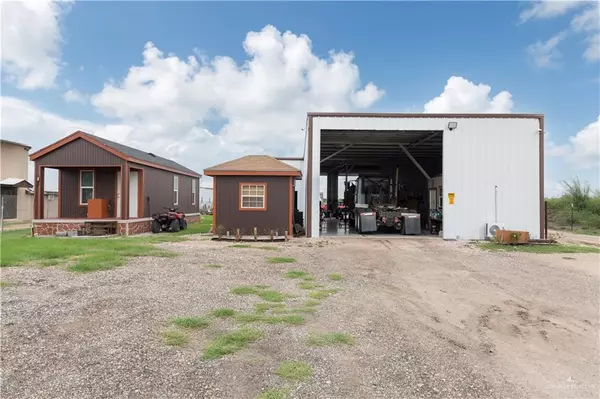 5413 Mile 12 1/2 N, Mercedes, TX 78570