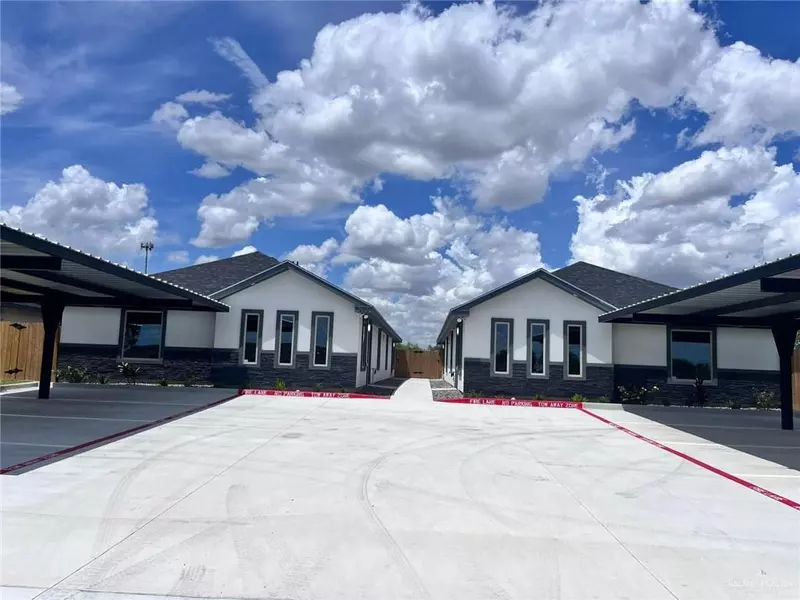 702 Palmer RD #1, Mission, TX 78573