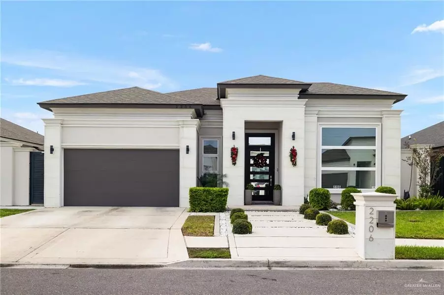 2206 E 8th ST, Mission, TX 78572