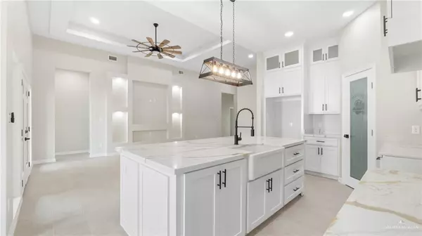 Mission, TX 78574,3907 Crimson ST