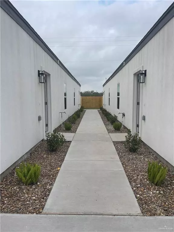 Weslaco, TX 78596,509 Sparrow RD