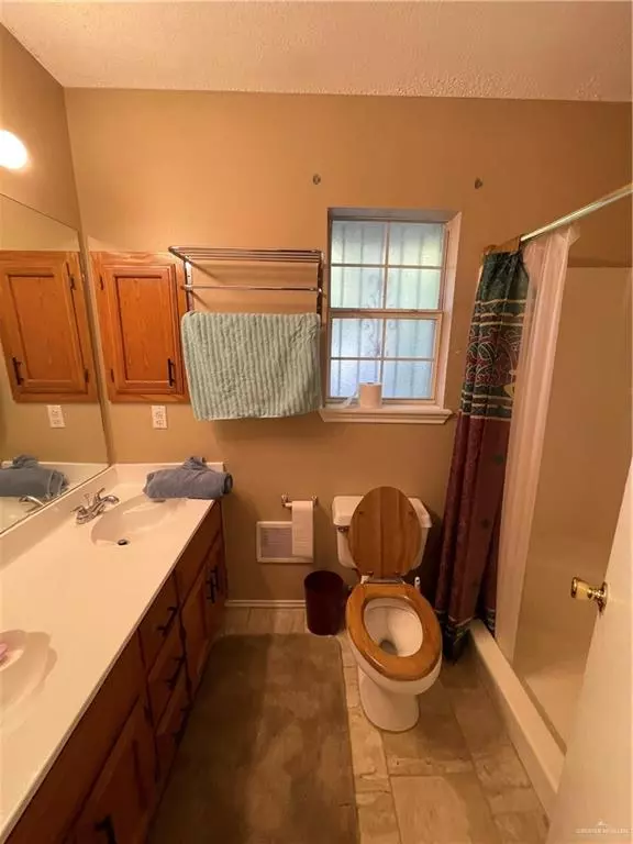 Mission, TX 78572,1713 Sun ST
