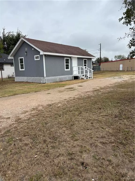 Elsa, TX 78543,602 N Extrumberto Solis ST N