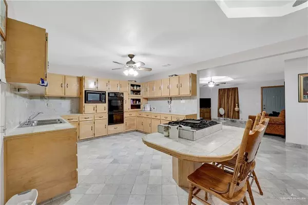 Rio Grande City, TX 78582,136 New Gonzalez ST