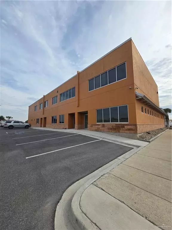 2202 Cornerstone BLVD #A, Edinburg, TX 78539