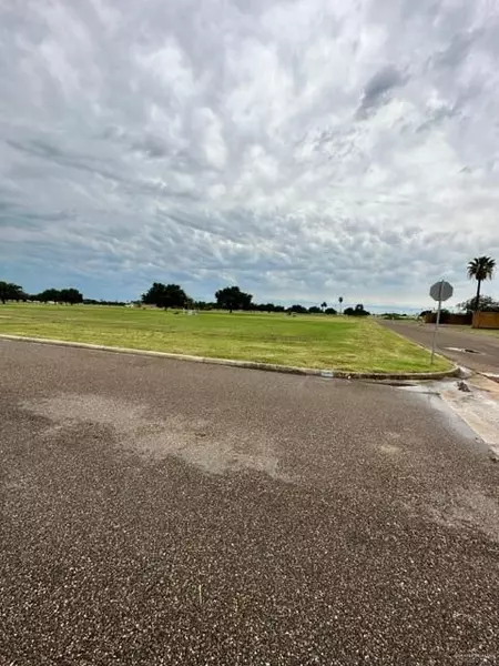3404 Fairway DR, Edinburg, TX 78542