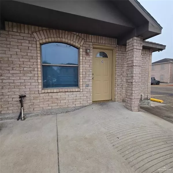 1905 Oasis DR #C, Mission, TX 78572