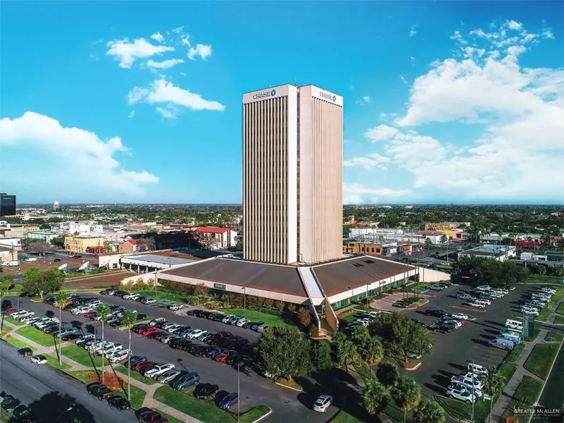 200 S 10th ST #304, Mcallen, TX 78501