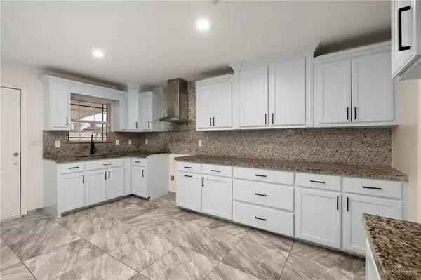 2811 Del Oro DR Mission, TX 78572