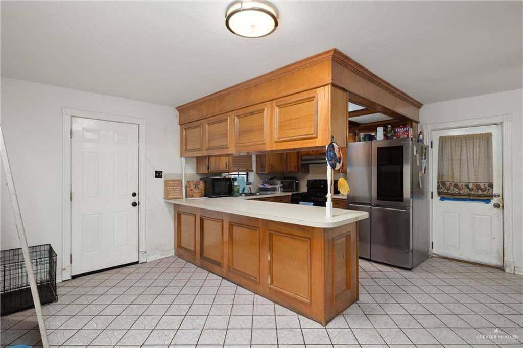 Penitas, TX 78576,117 S 11th ST