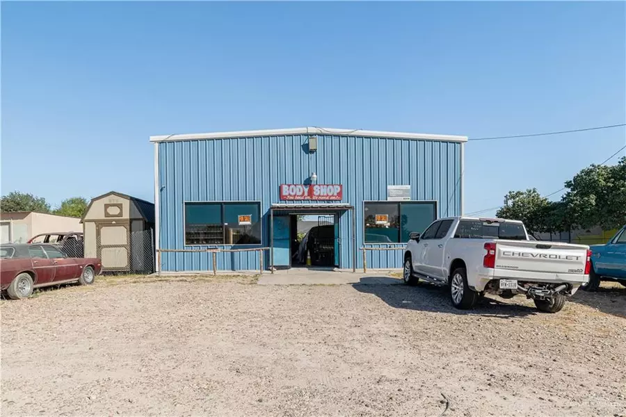 512 W Expressway 83 HWY, Sullivan City, TX 78595