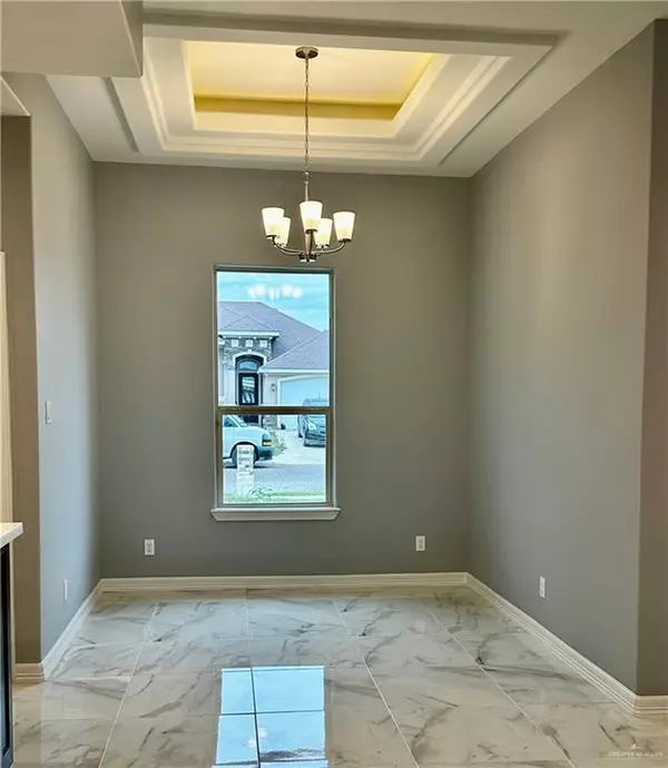 San Juan, TX 78589,5207 Dorado DR