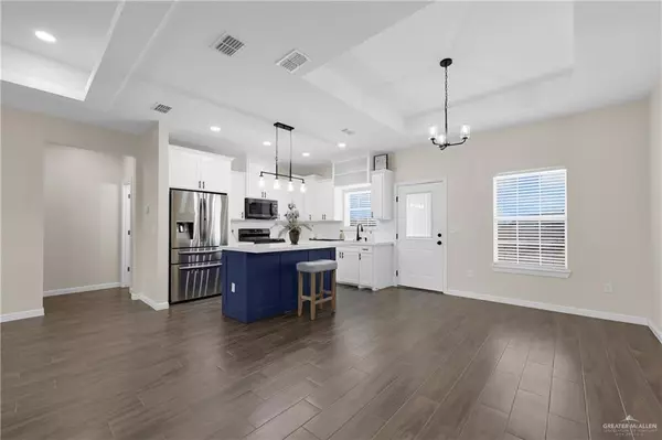 Rio Grande City, TX 78582,2508 Majesty Palm DR