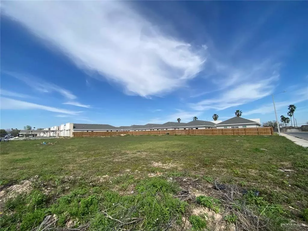 Weslaco, TX 78596,1308 Lore DR