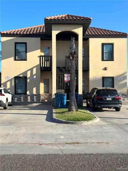 105 E Pike ST #2, South Padre Island, TX 78597