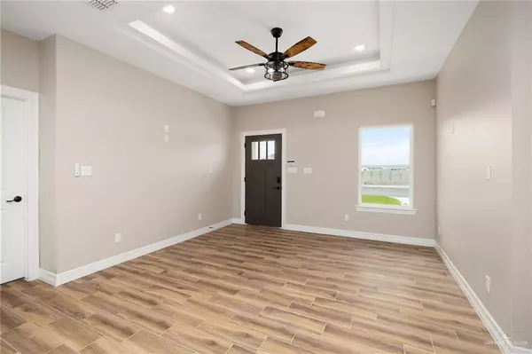 Weslaco, TX 78596,2262 Via Roma