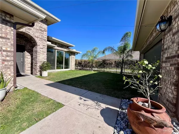 Mcallen, TX 78504,5229 Escondido PASS