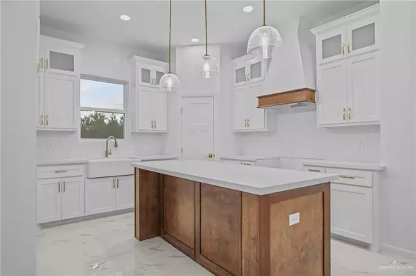 Edinburg, TX 78542,2732 E Conroe RD