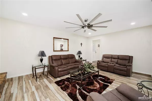 Mission, TX 78574,410 Stacie LN