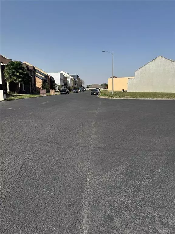 Mcallen, TX 78574,6624 N 4th ST