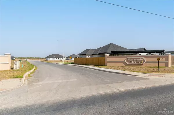 Mercedes, TX 78570,1018 Olivia DR