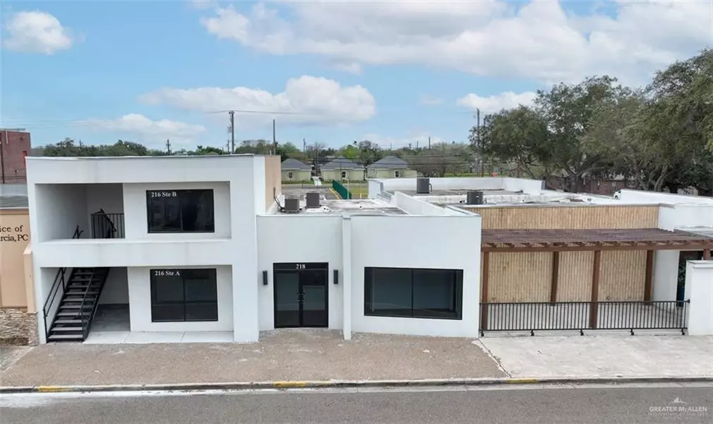 216 E Cano ST #B, Edinburg, TX 78539