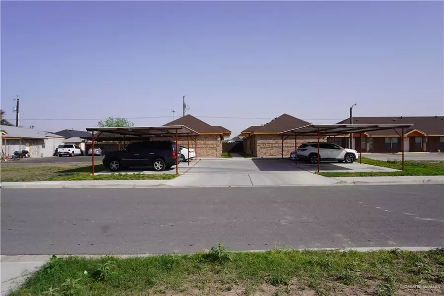 706 Thompson RD, Mission, TX 78573