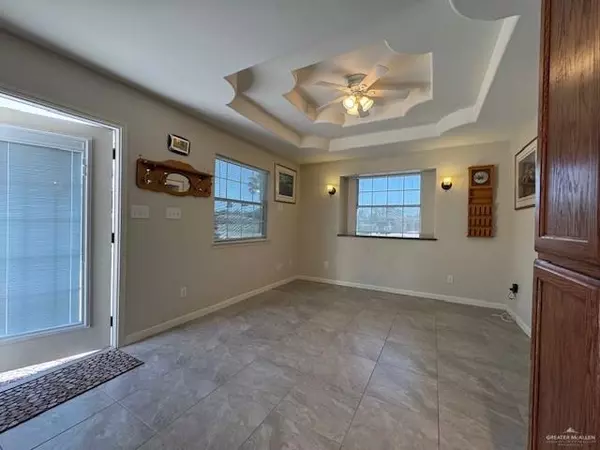 Mission, TX 78572,3810 Pelican WAY