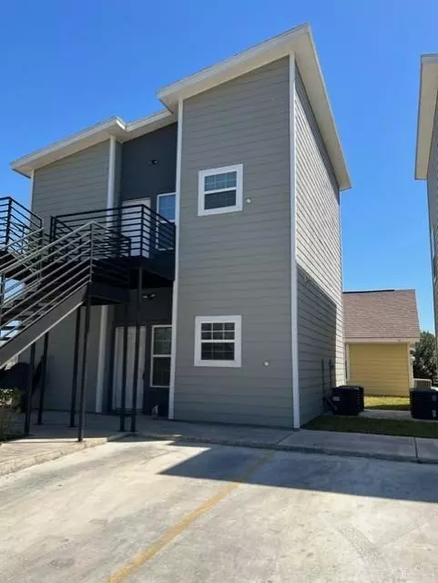 Edinburg, TX 78541,1513 Quitaca DR