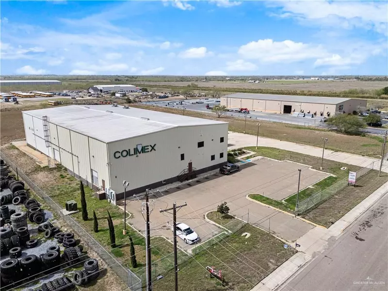 2611 Vo-tech RD, Weslaco, TX 78599