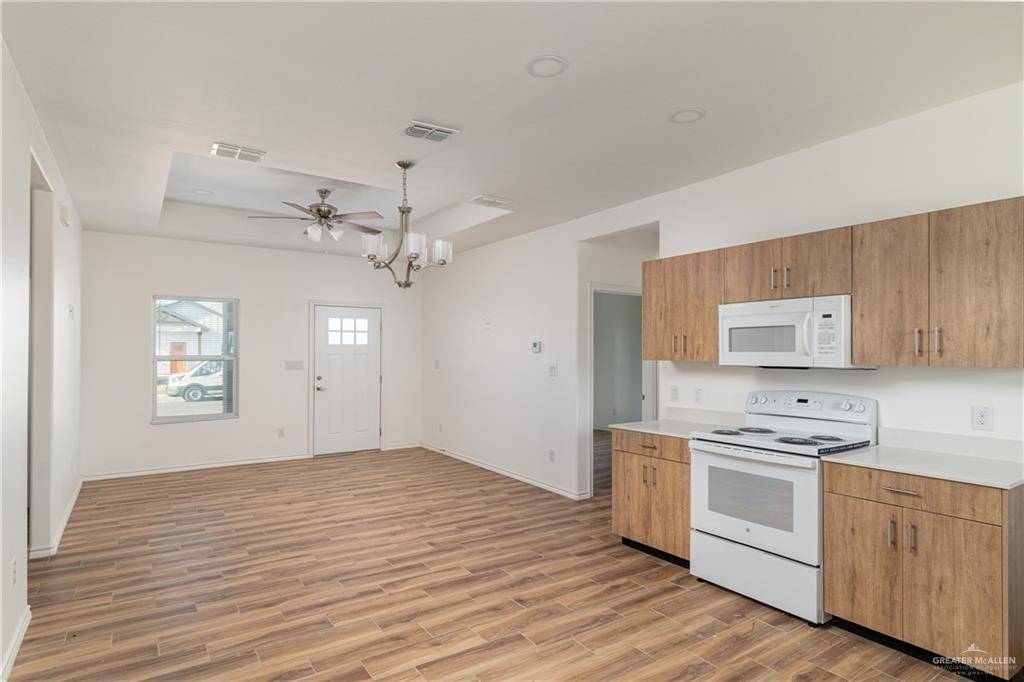Mercedes, TX 78570,1806 Hope DR