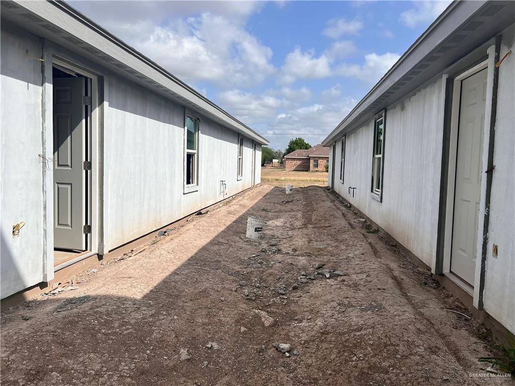Weslaco, TX 78599,717 E Mile 10 RD