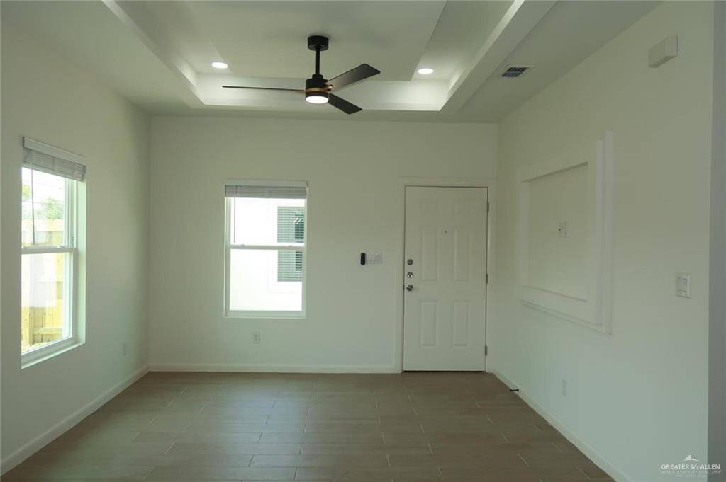 Mission, TX 78572,103 Cardinal ST #1