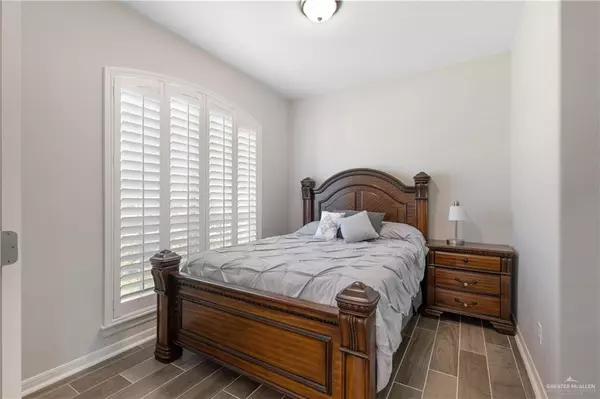 Mission, TX 78572,3704 Falcon DR