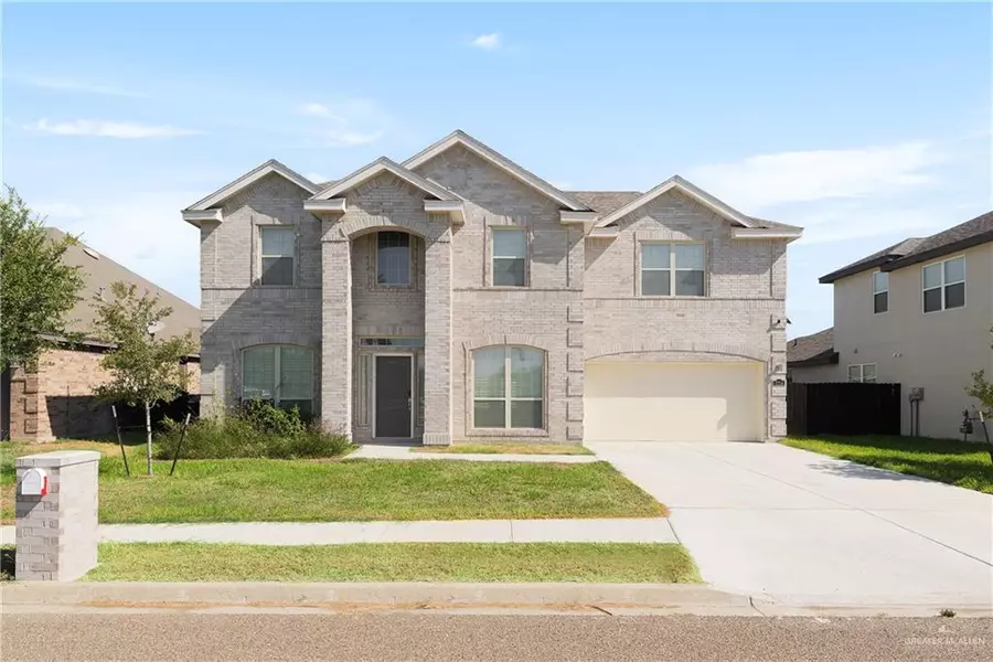 3704 Falcon DR, Mission, TX 78572