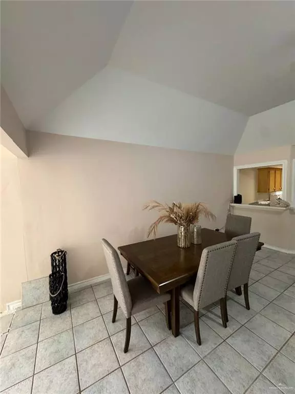 Alamo, TX 78516,419 Country Club DR