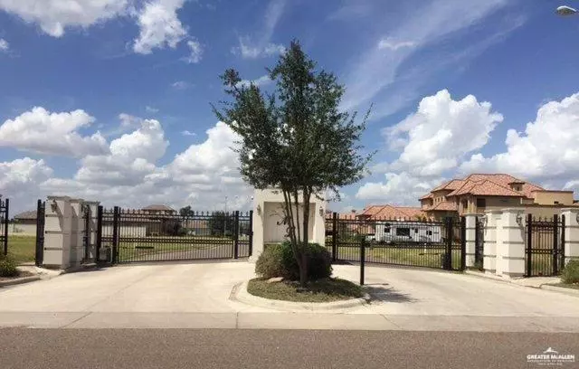 Mission, TX 78572,1004 Travis ST