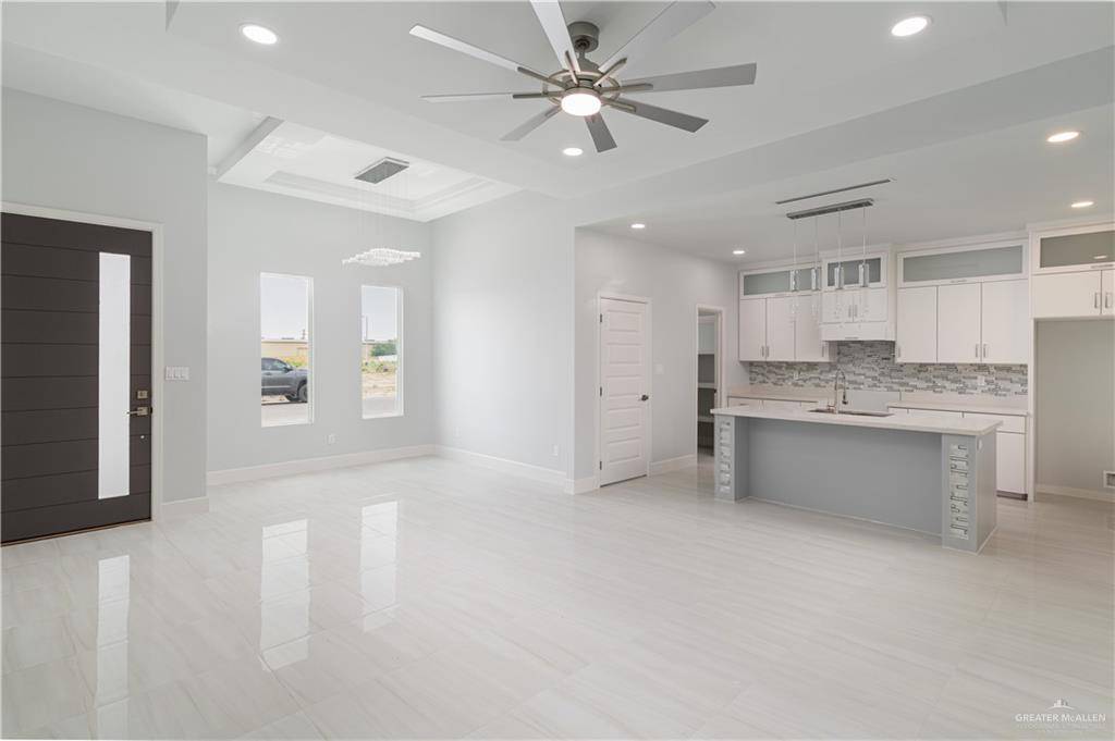 San Juan, TX 78589,1119 E Evergreen AVE