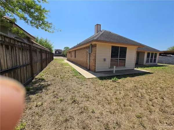 Rio Grande City, TX 78582,348 N Travis ST N