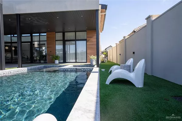 Mcallen, TX 78504,413 Columbia AVE