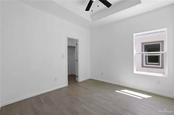 Weslaco, TX 78596,3208 Briggs ST #1