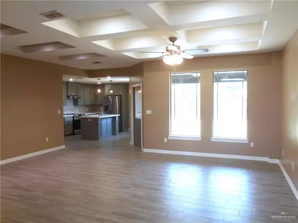 Edinburg, TX 78542,5421 San Diego DR