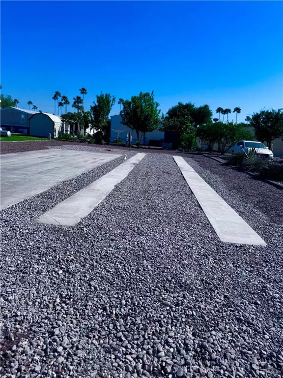 Mission, TX 78572,123 Yawn ST