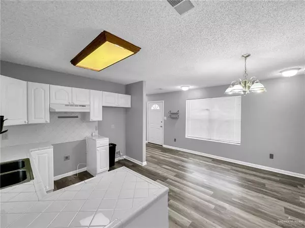 Mcallen, TX 78501,916 S 17 1/2 ST