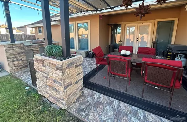 Mission, TX 78572,900 W B ST