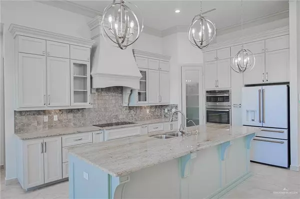 Mcallen, TX 78501,5104 Maple AVE